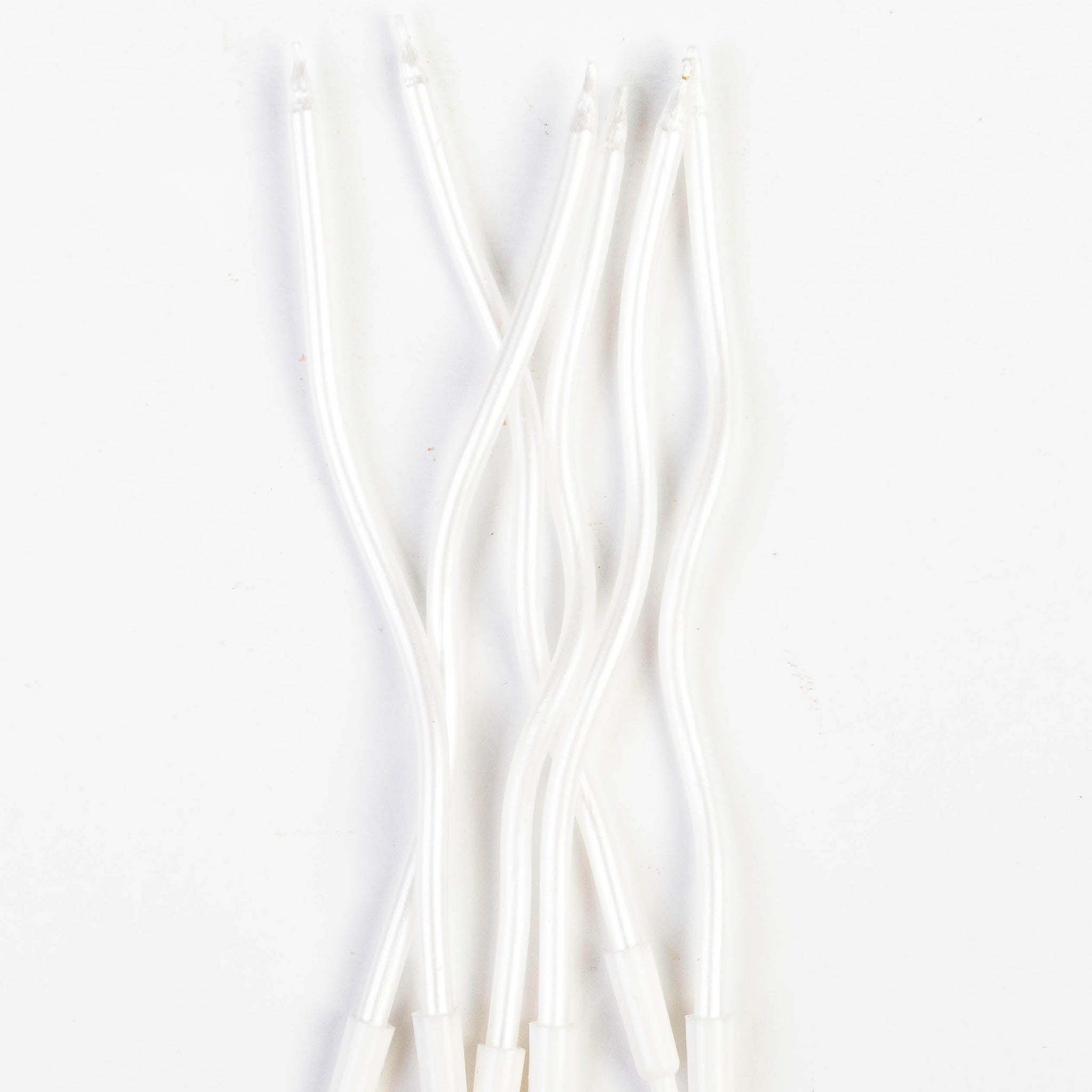 Bougies Torsadées Blanches Élégantes – Pack de 6
